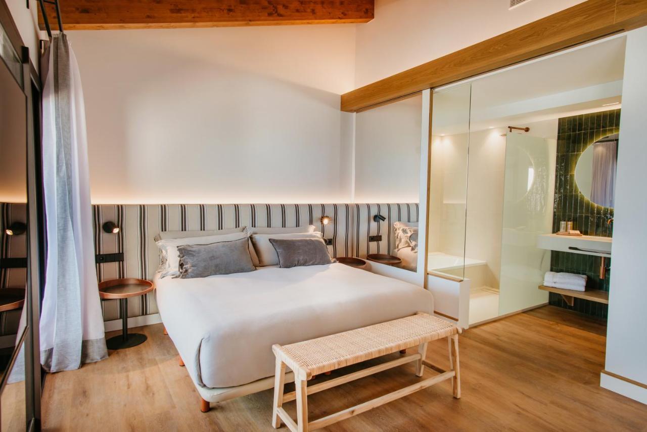Casa Indiana Hotel Boutique Blanes Bagian luar foto