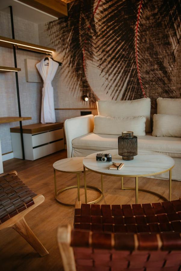 Casa Indiana Hotel Boutique Blanes Bagian luar foto